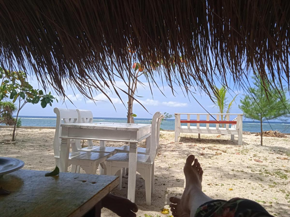 Bintang Tiga Bungalows Gili Islands Exterior photo