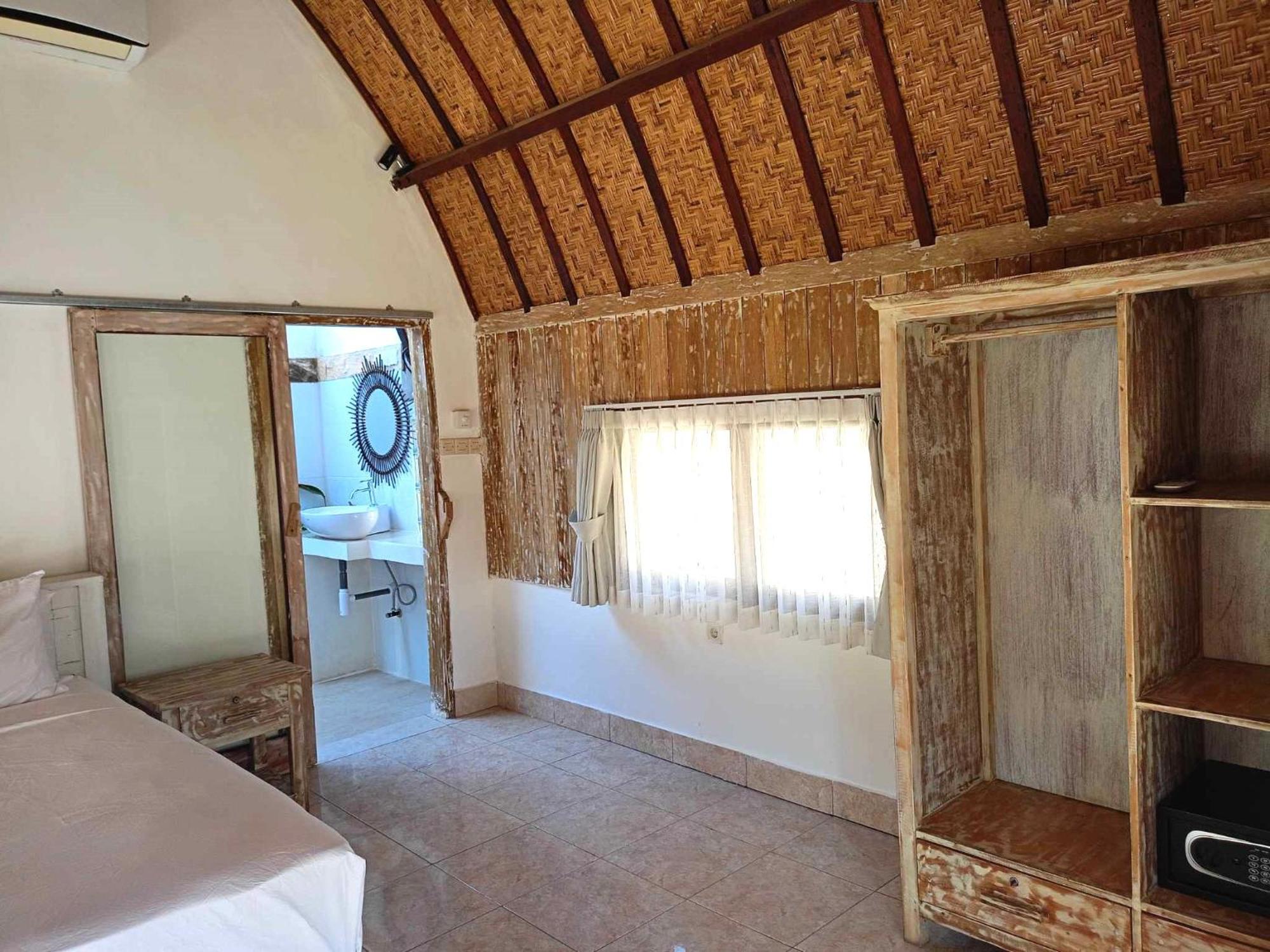 Bintang Tiga Bungalows Gili Islands Exterior photo
