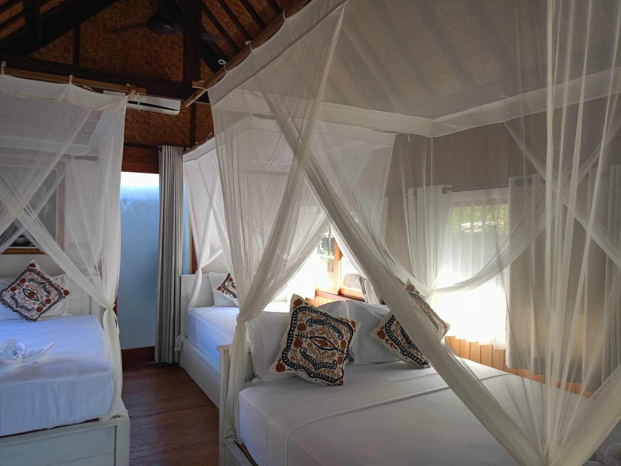 Bintang Tiga Bungalows Gili Islands Exterior photo