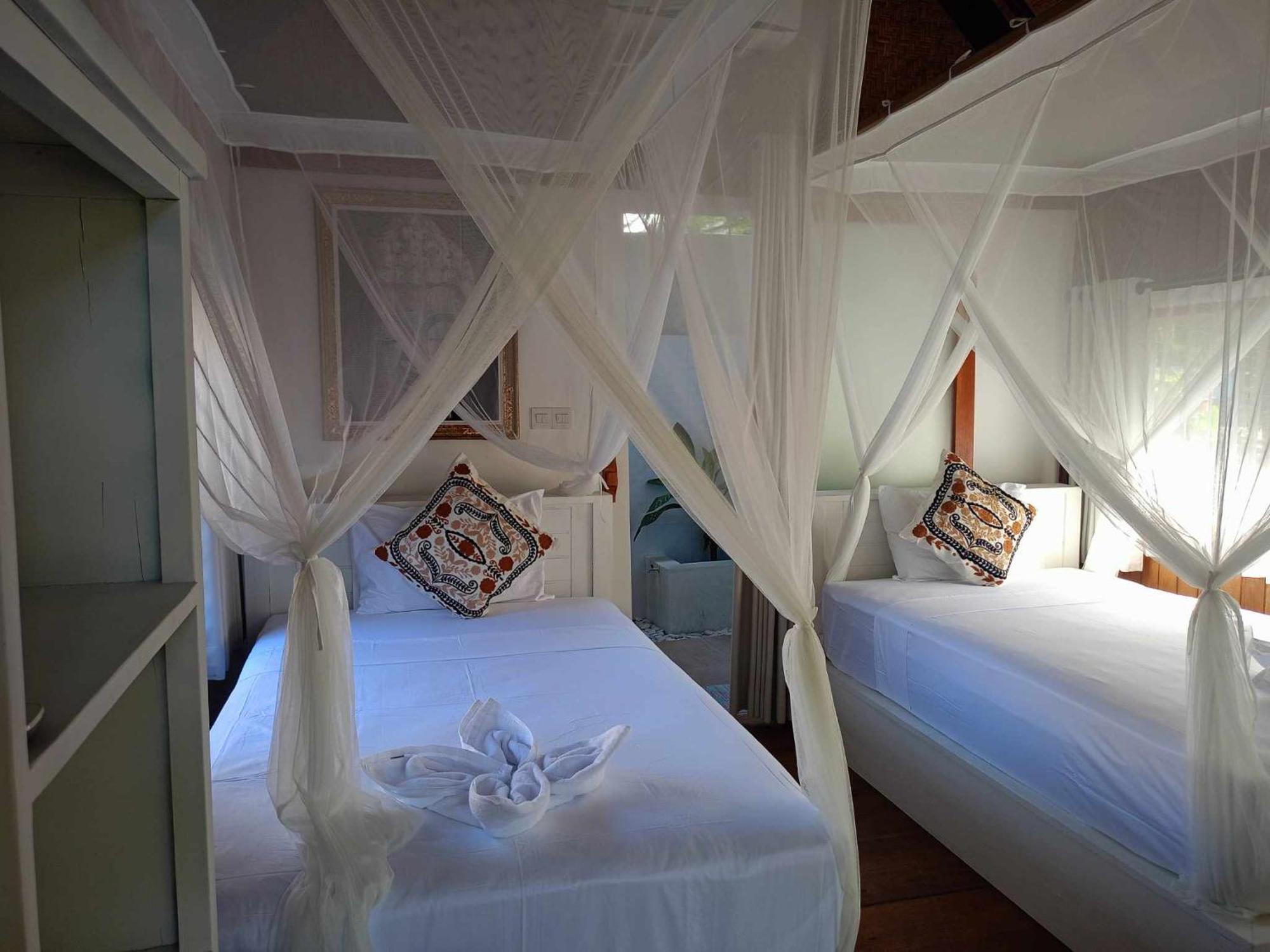Bintang Tiga Bungalows Gili Islands Exterior photo