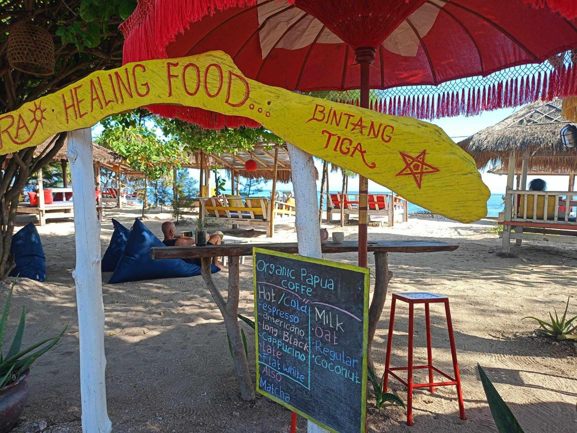 Bintang Tiga Bungalows Gili Islands Exterior photo