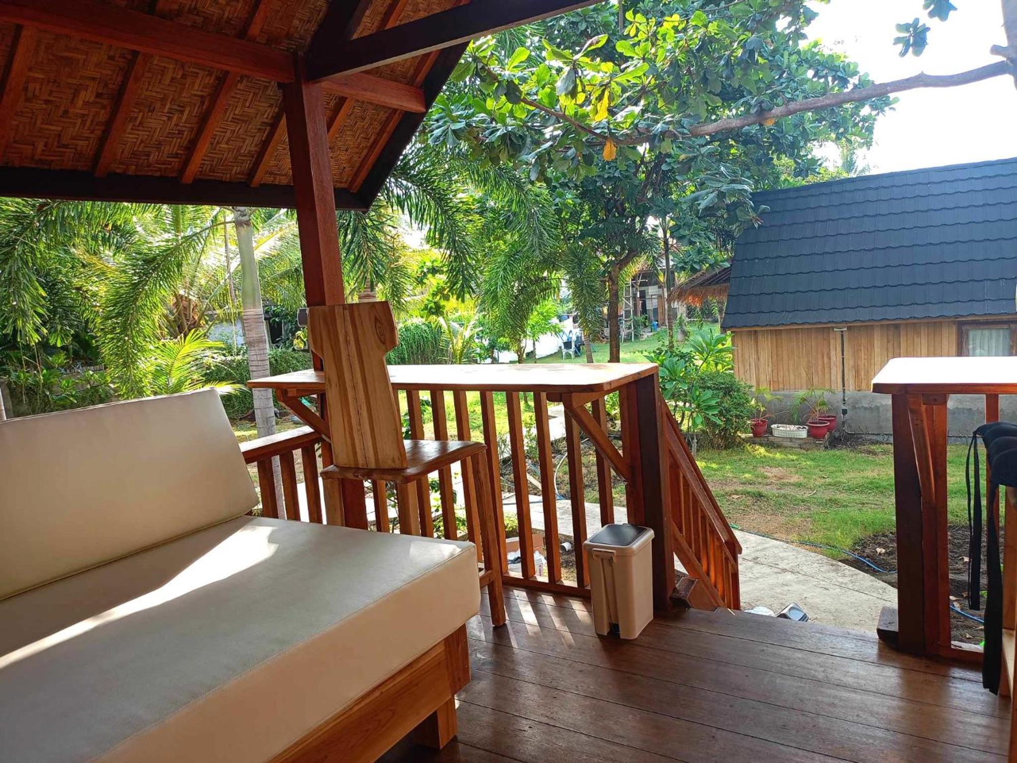 Bintang Tiga Bungalows Gili Islands Exterior photo